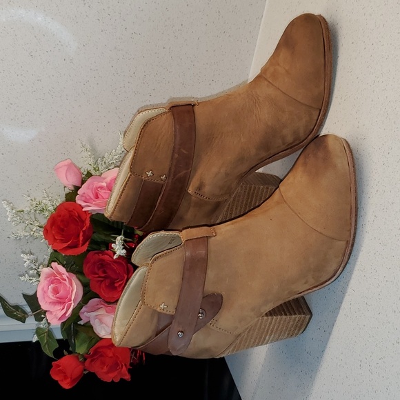 RAG & BONE suede leather ankle booties (sz 7) - Picture 1 of 10